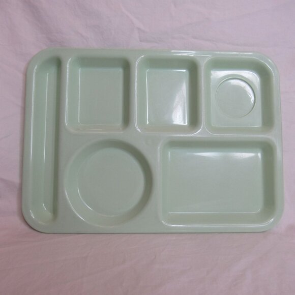 Vintage SiLite School Divided Lunch Cafeteria Tray Green Lot of 8 Trays - Picture 1 of 4